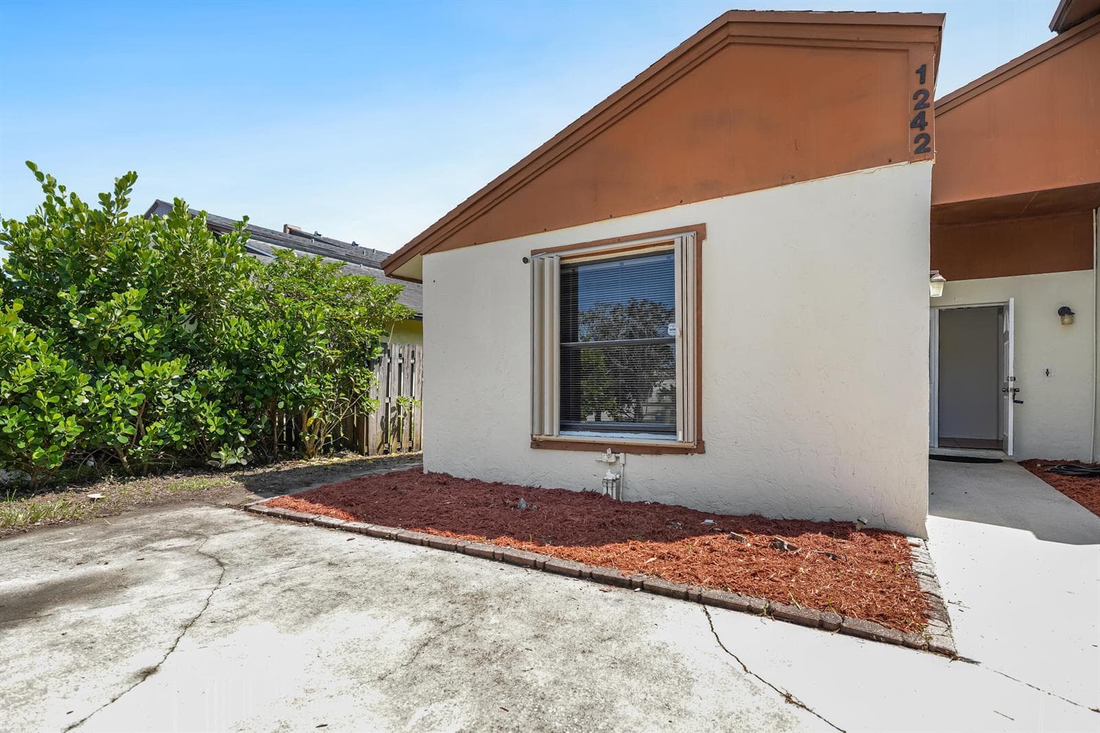 1242 The 12th Fairway, Wellington, FL 33414 photo 4