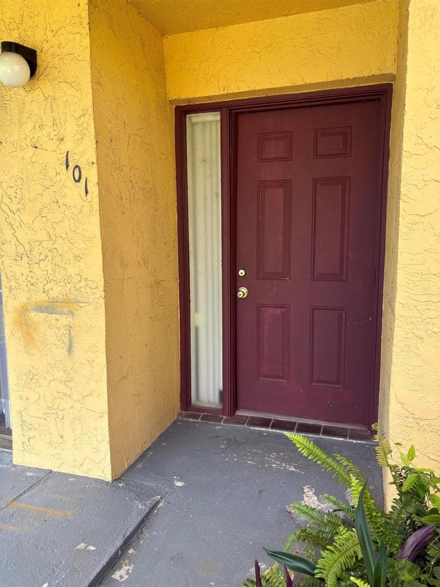 610 NW 214TH Street # 101, Miami Gardens, FL 33169