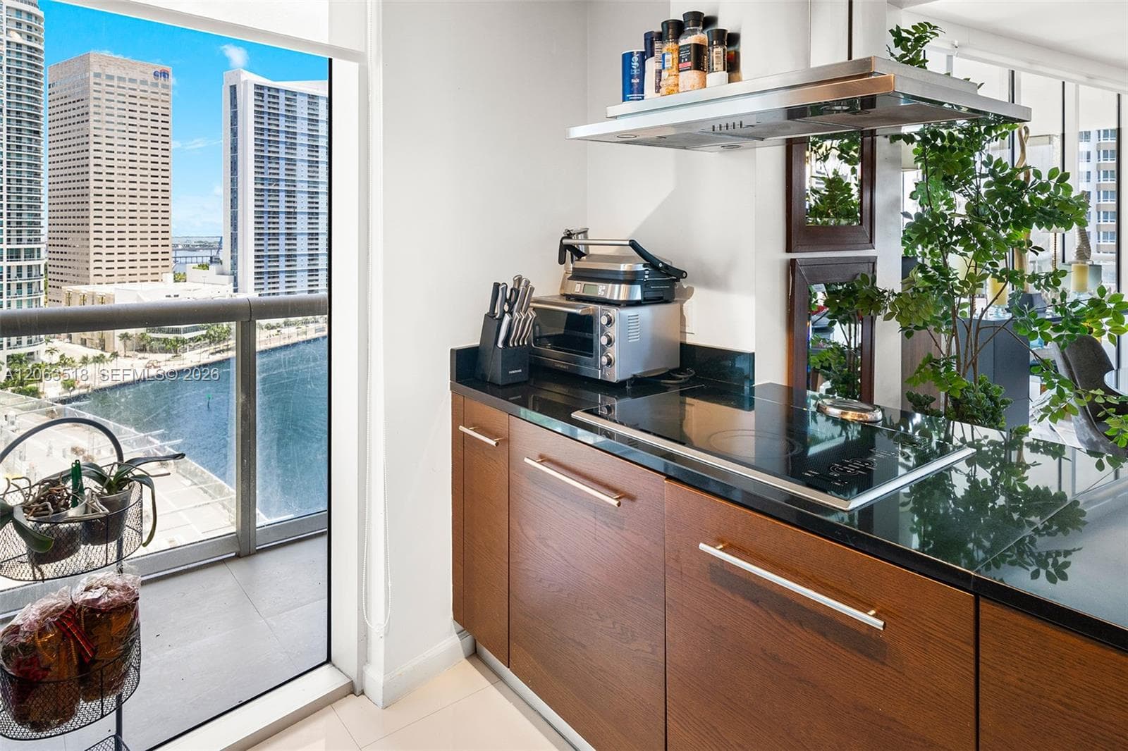 495 Brickell Ave # 1802, Miami, FL 33131 photo 2