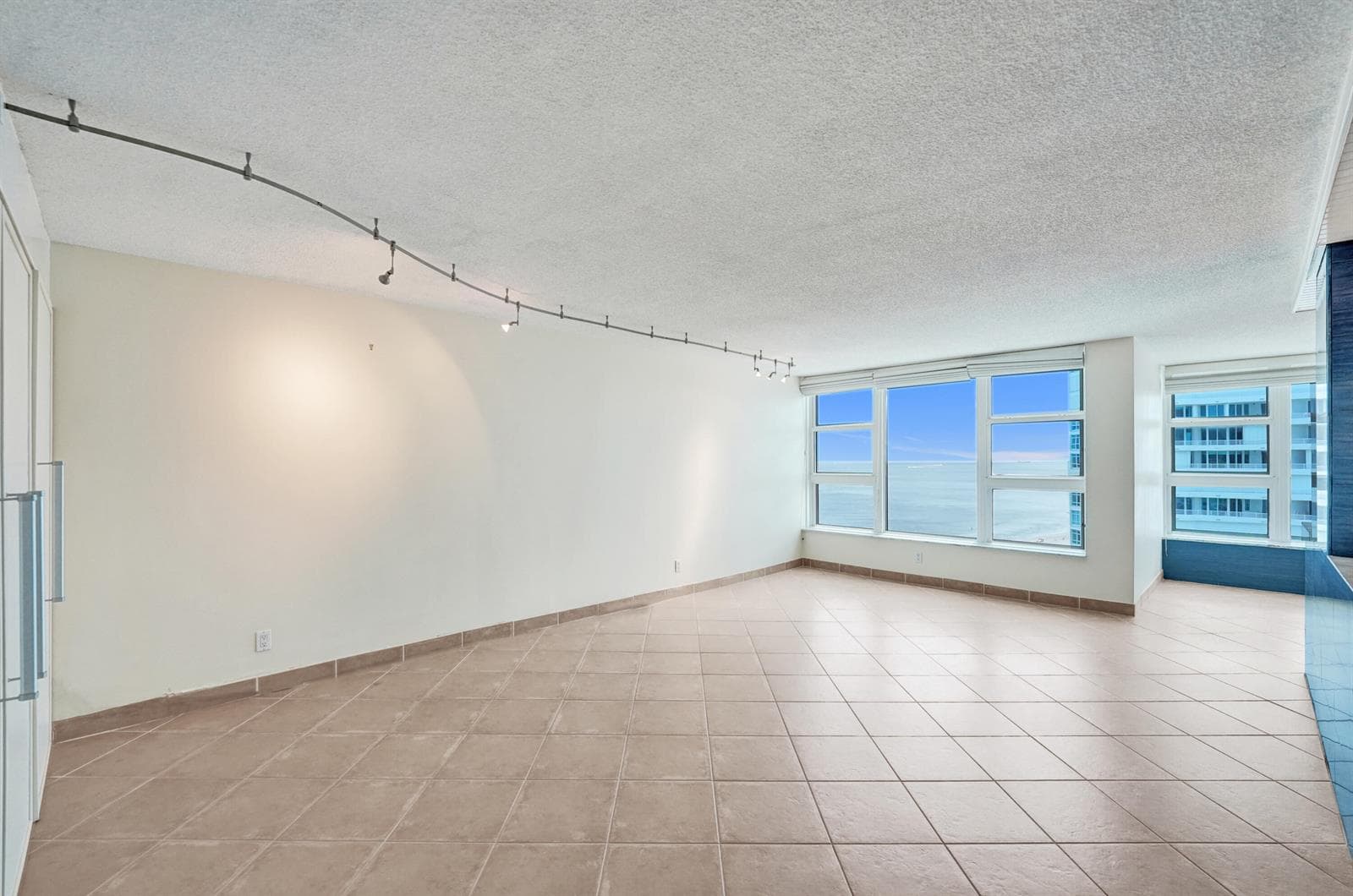 1620 S Ocean Boulevard # 14-D, Lauderdale By The Sea, FL 33062