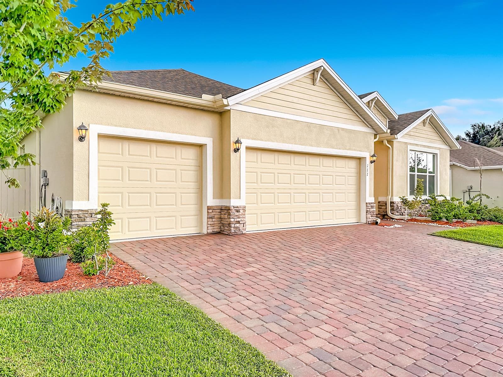111 52ND Square, Vero Beach, FL 32968 photo 5