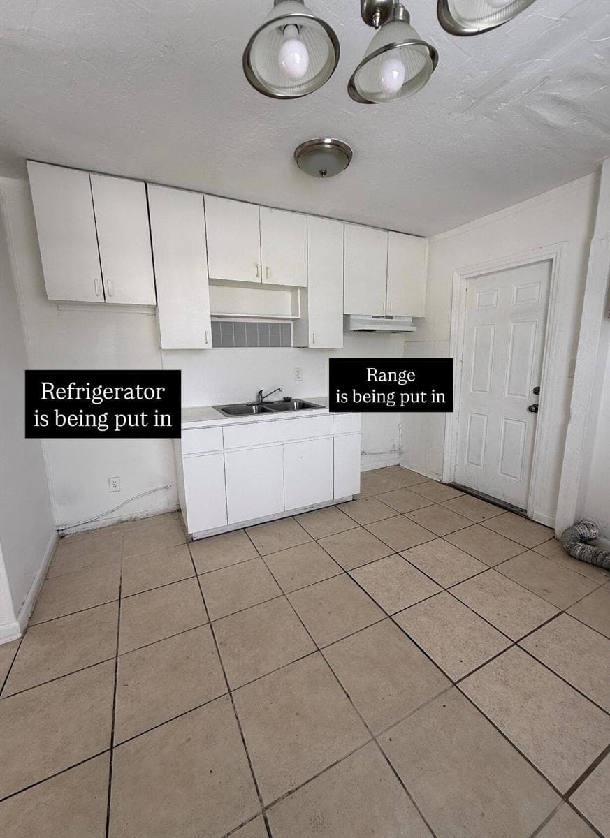 865 W 3RD Street, Riviera Beach, FL 33404 photo 3