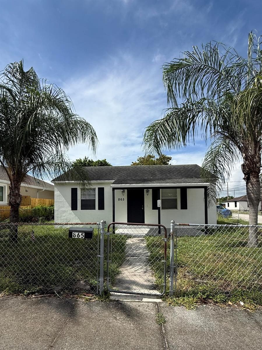 865 W 3RD Street, Riviera Beach, FL 33404