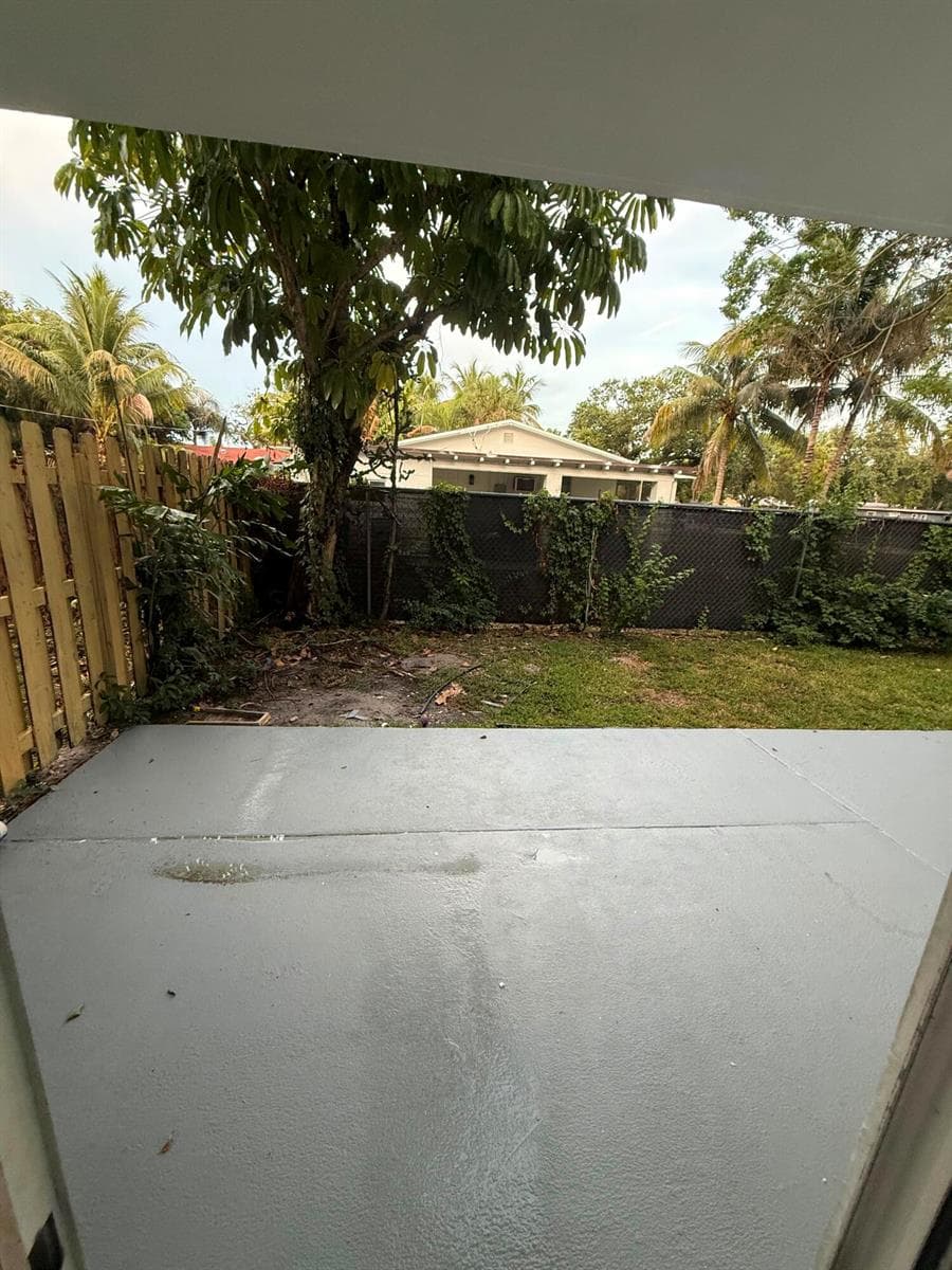 313 SW 1ST Court # L-3, Pompano Beach, FL 33060 photo 4