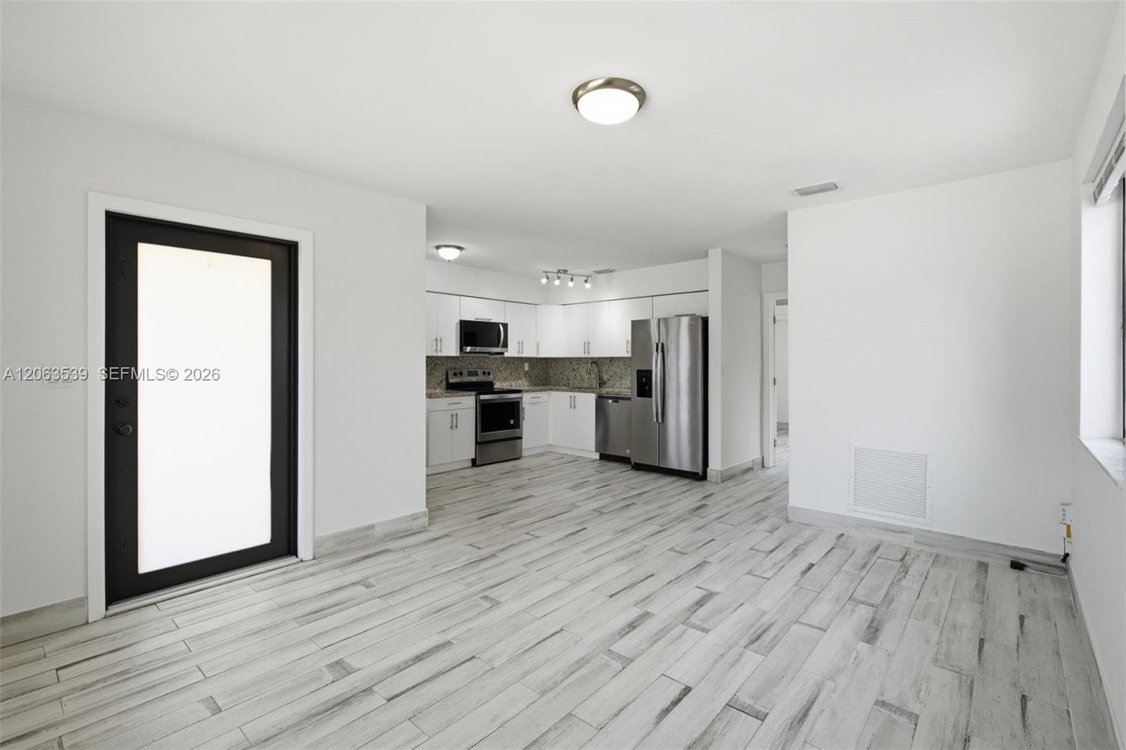 2627 SW 29th Ave # 2627, Miami, FL 33133 photo 4