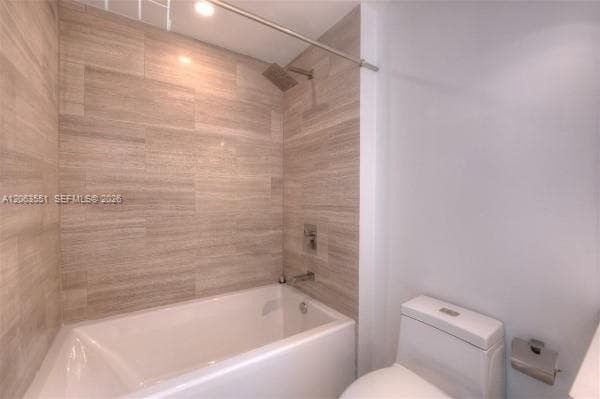 1300 Brickell Bay Dr # 2313, Miami, FL 33131 photo 3