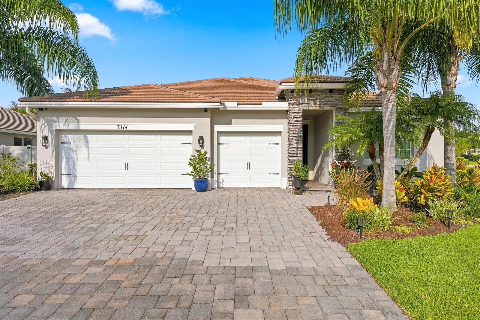 7314 SW KANTNER Drive, Stuart, FL 34997 photo 3