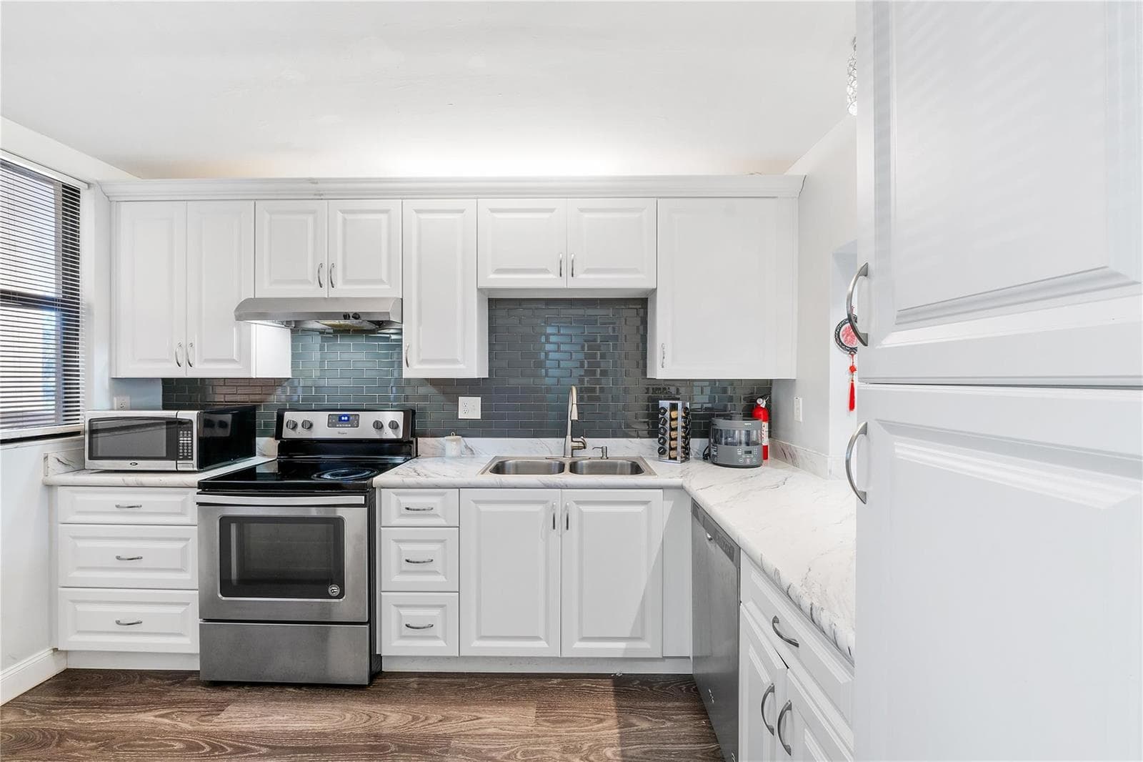 8437 FOREST HILLS Drive # 203, Coral Springs, FL 33065 photo 3
