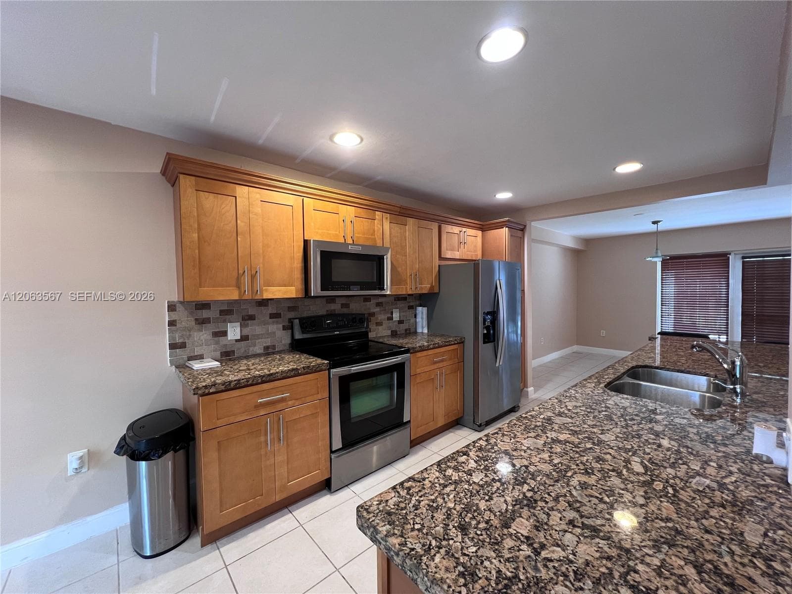 2750 N 34th Ave # 9D, Hollywood, FL 33021 photo 3