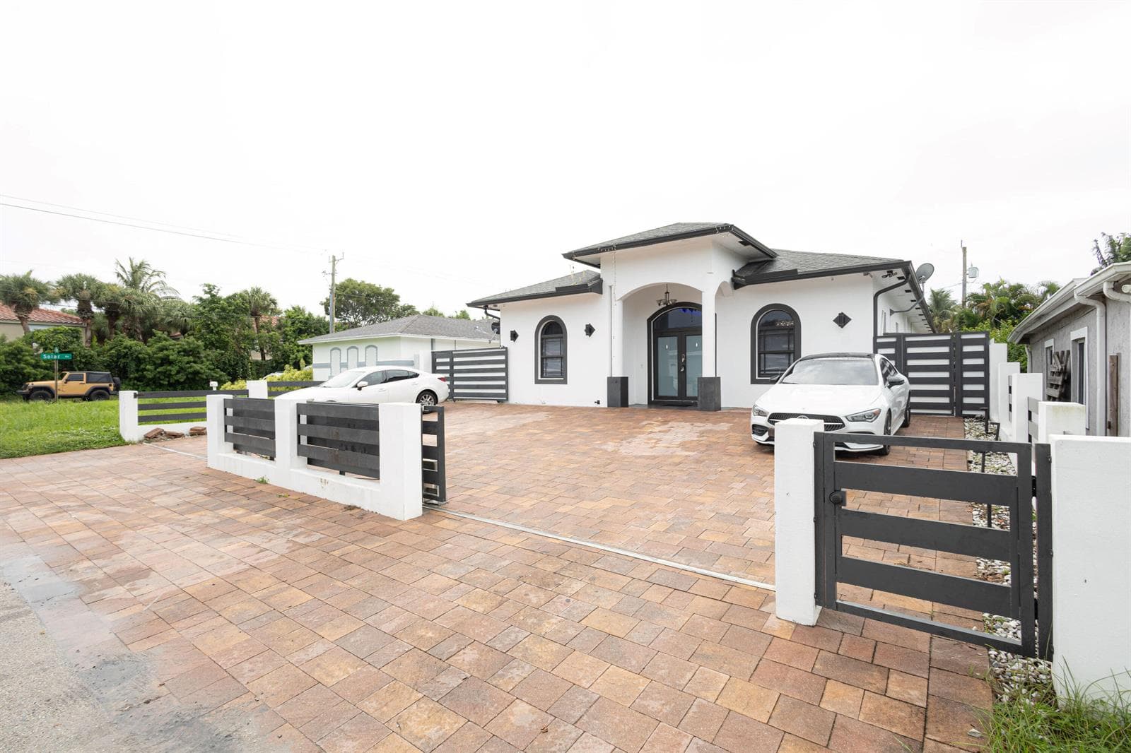 725 Mercury Street, West Palm Beach, FL 33406 photo 2