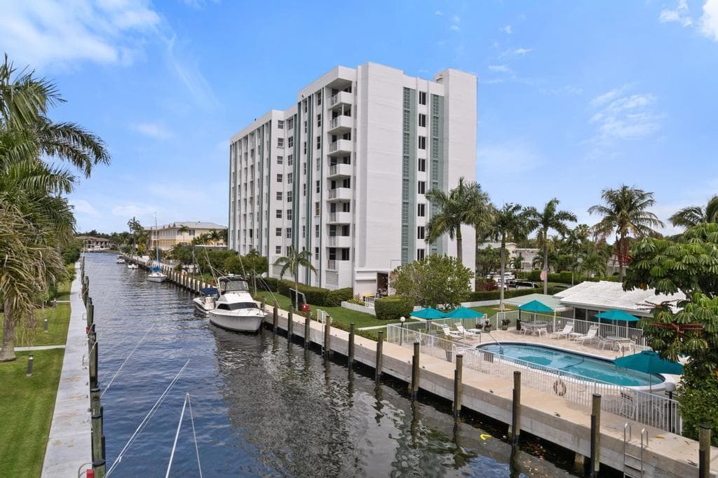 3210 SE 10th Street # 4a, Pompano Beach, FL 33062 photo 2