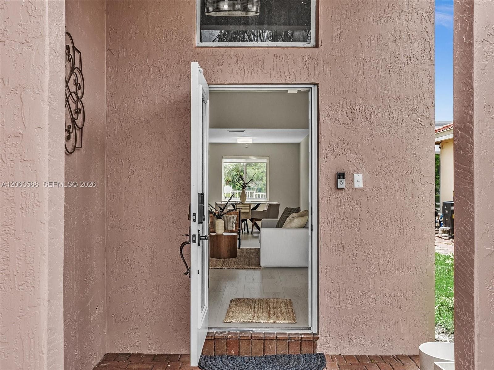 1385 NW 192nd Ter, Pembroke Pines, FL 33029 photo 4