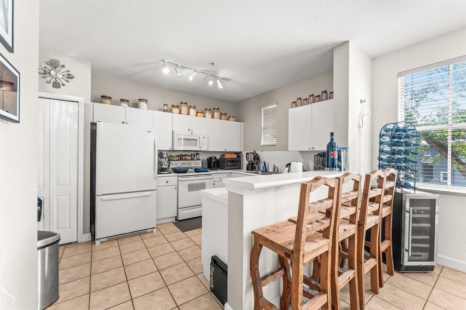 1012 Shoma Drive, Royal Palm Beach, FL 33414 photo 4
