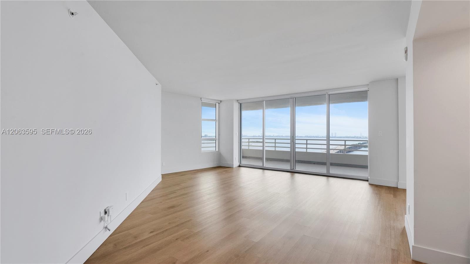 555 NE 34th St # 1801, Miami, FL 33137 photo 5