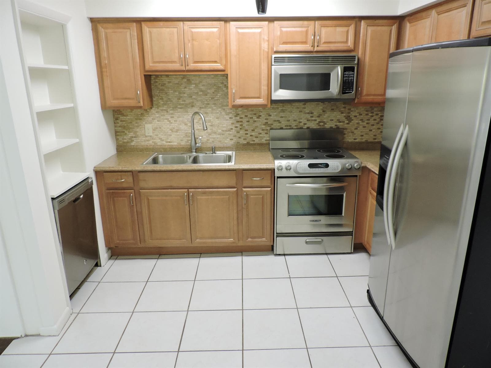 9046 SE Parkway Drive, Hobe Sound, FL 33455 photo 5