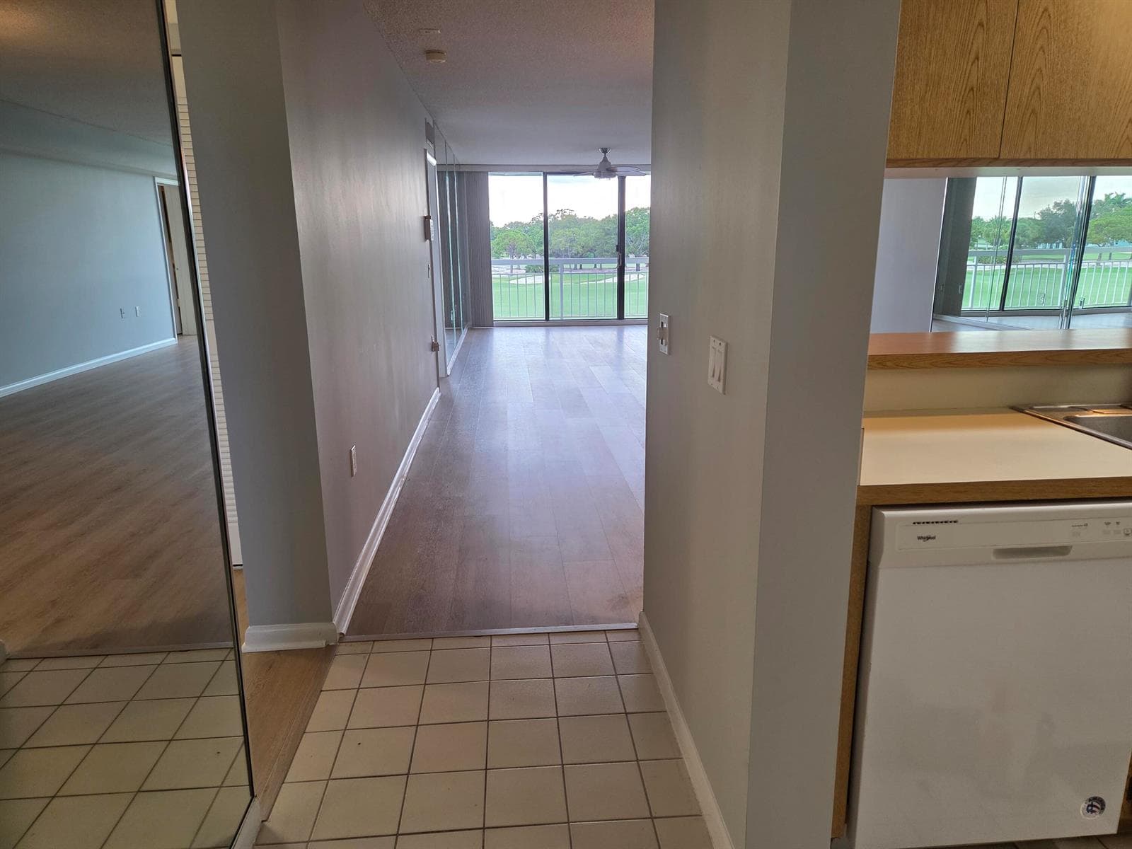 2421 VILLAGE Boulevard # 303, West Palm Beach, FL 33409 photo 2