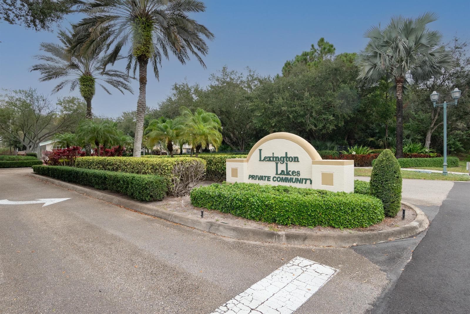 1600 SE SHEFFIELD Terrace # 201, Stuart, FL 34994 photo 4