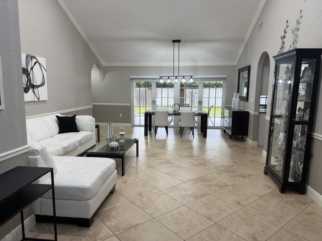 16820 NW 80th Court, Hialeah, FL 33016 photo 5