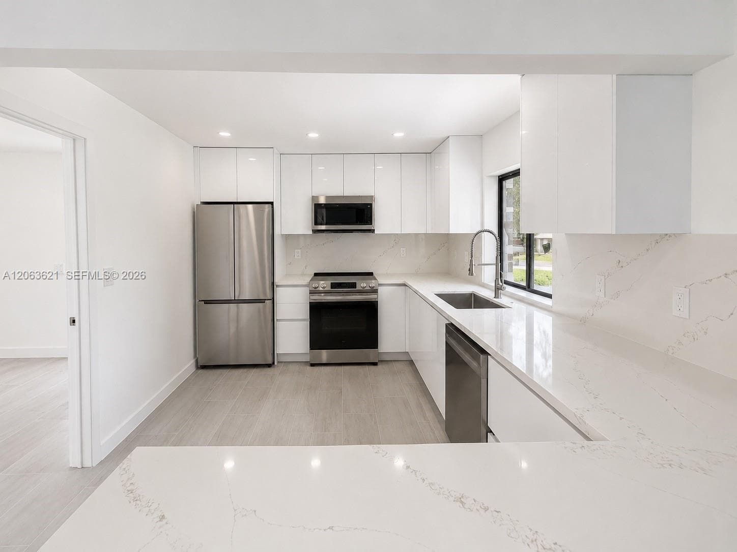 1141 NE 166th St, North Miami Beach, FL 33162 photo 4