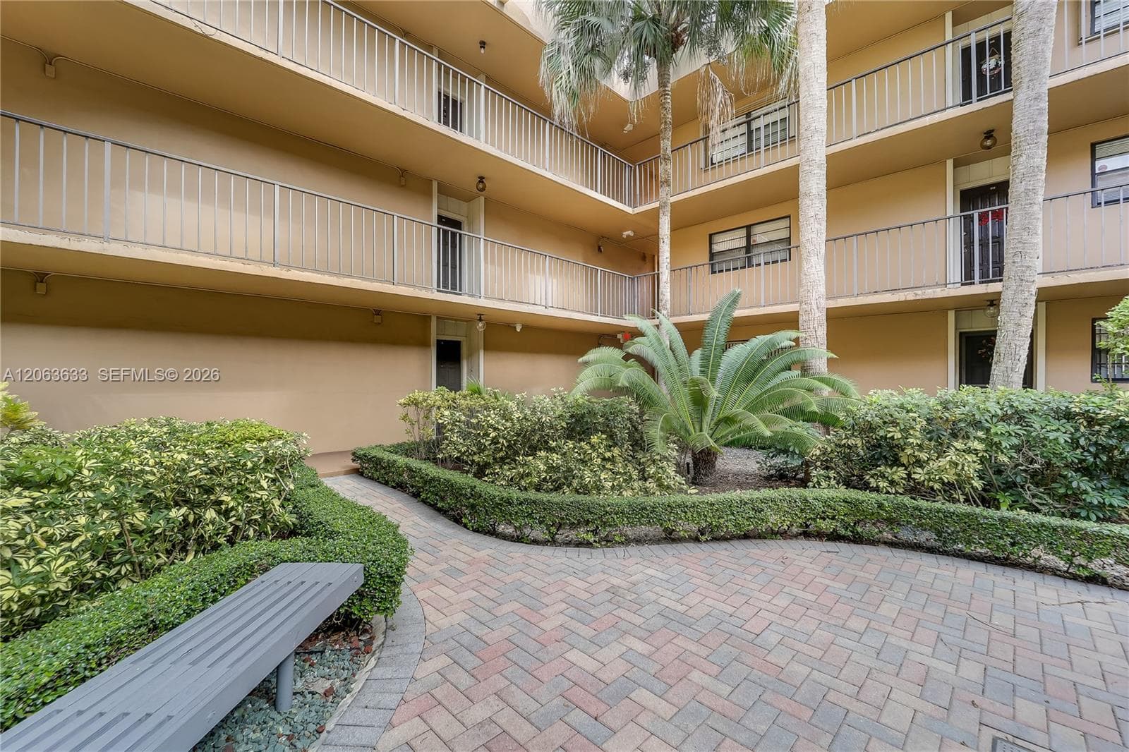 10425 SW 112th Ave # 103, Miami, FL 33176 photo 2