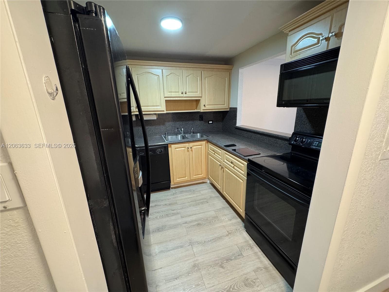 10425 SW 112th Ave # 103, Miami, FL 33176 photo 4