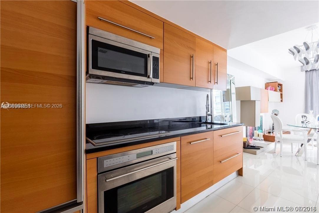 465 Brickell Ave # 604, Miami, FL 33131 photo 4