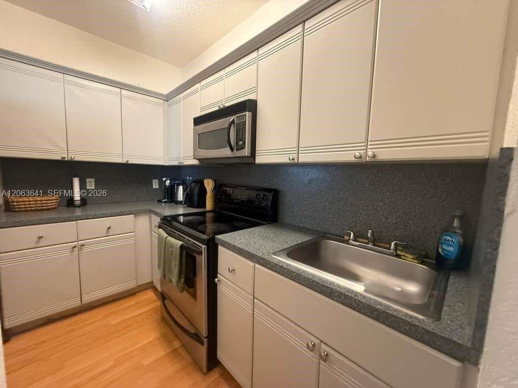 820 Euclid Ave # 206, Miami Beach, FL 33139 photo 5