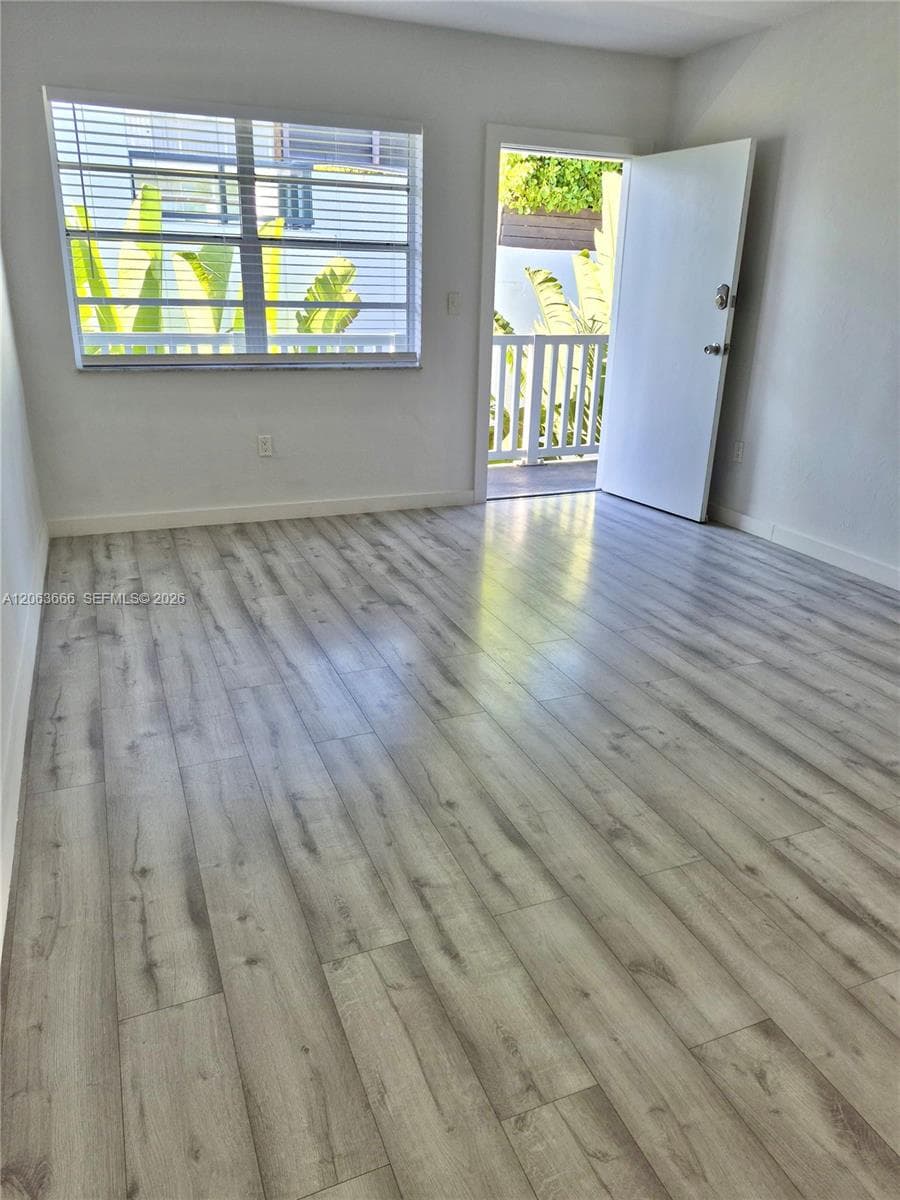 344 Meridian Ave # 4B, Miami Beach, FL 33139 photo 2