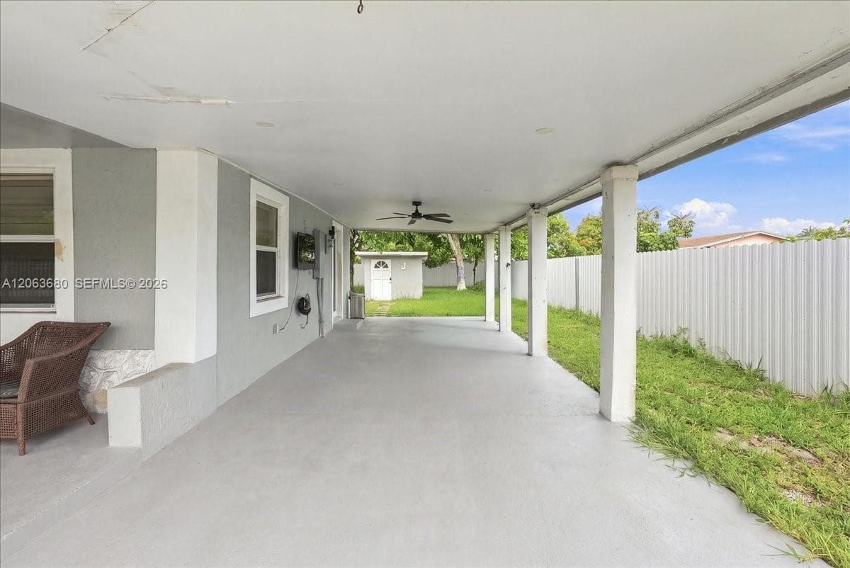 20340 NW 42nd Ave, Miami Gardens, FL 33055 photo 4