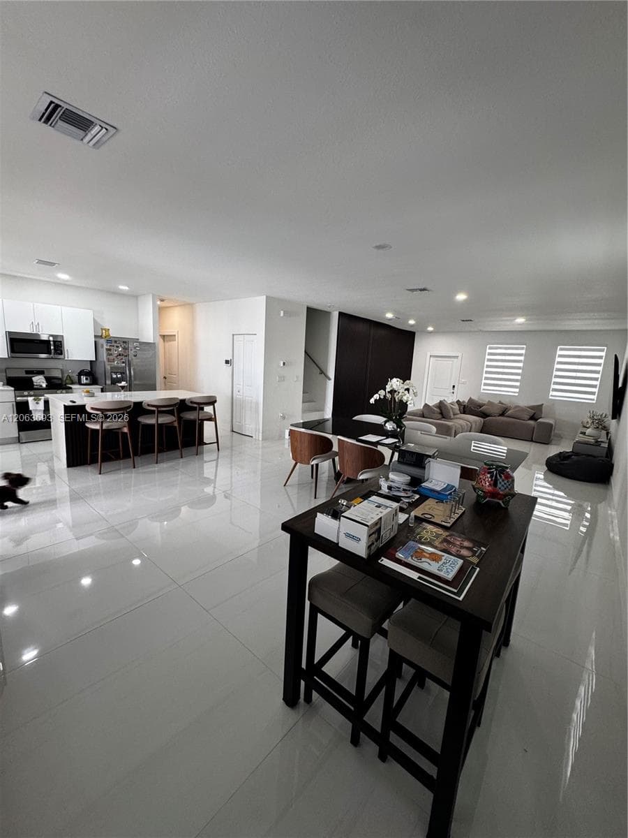 18618 SW 136th Ct, Miami, FL 33177 photo 4