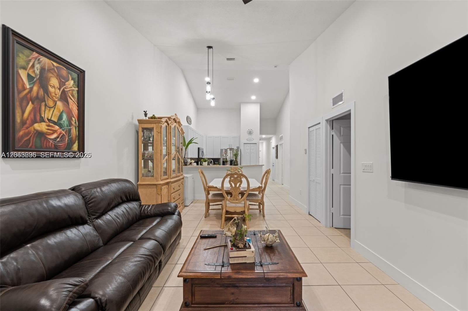 3220 NE 11th Dr, Homestead, FL 33033 photo 3