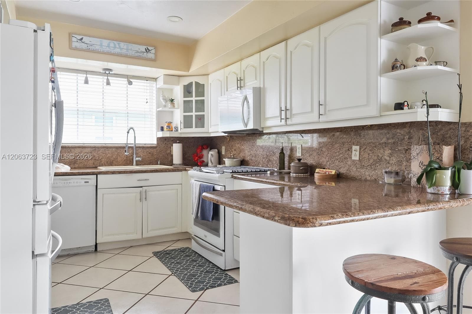8121 SW 204th St, Cutler Bay, FL 33189 photo 4