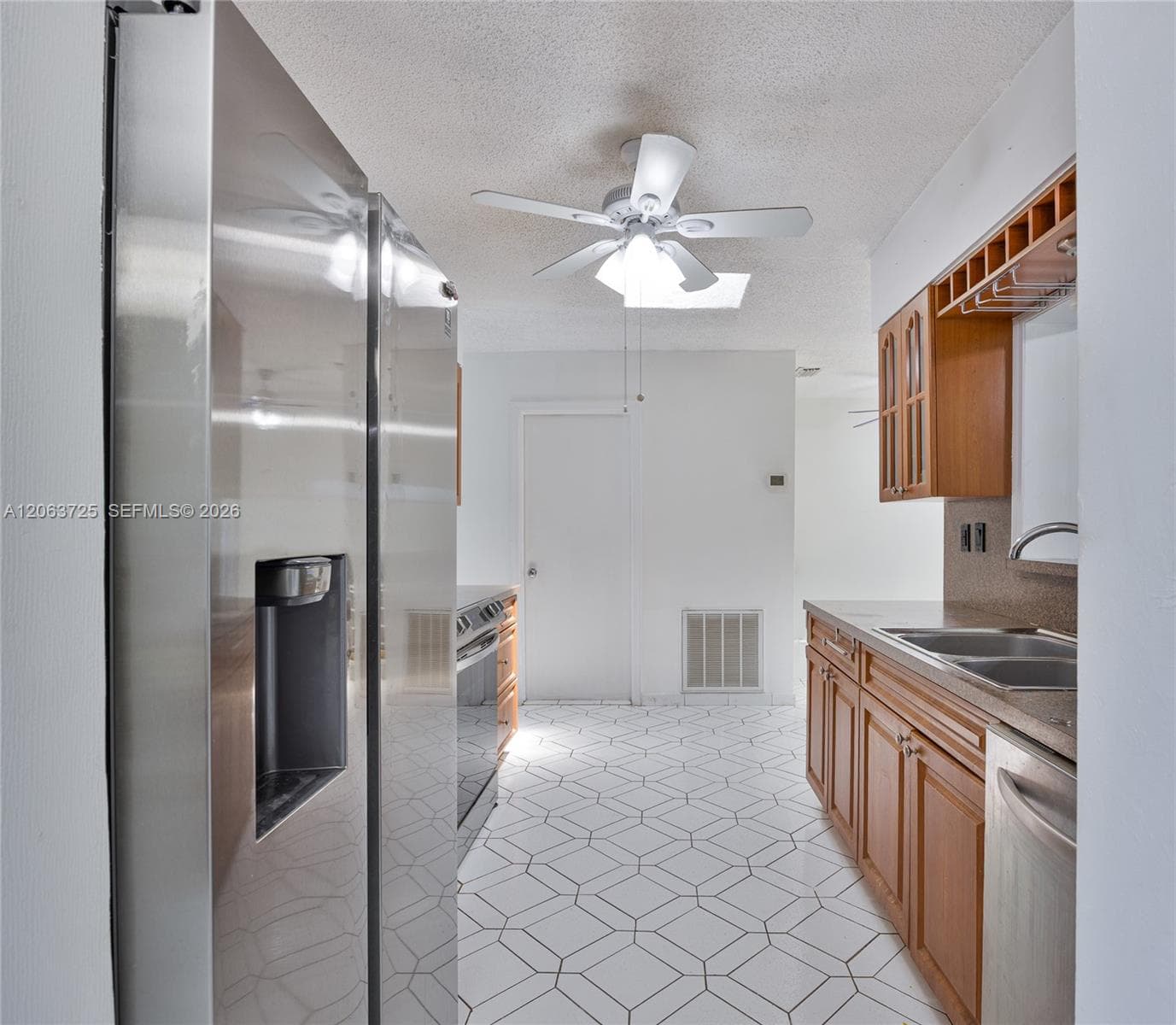 7100 NW 66th Ter, Tamarac, FL 33321 photo 3