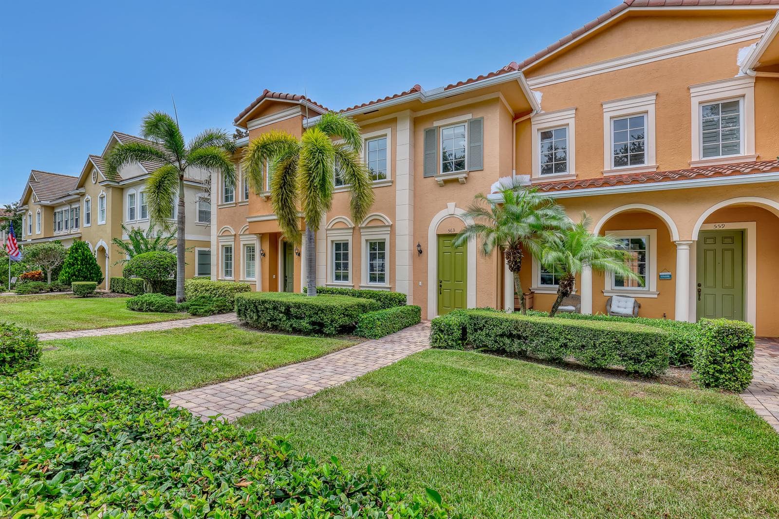 563 DAKOTA Drive, Jupiter, FL 33458 photo 2