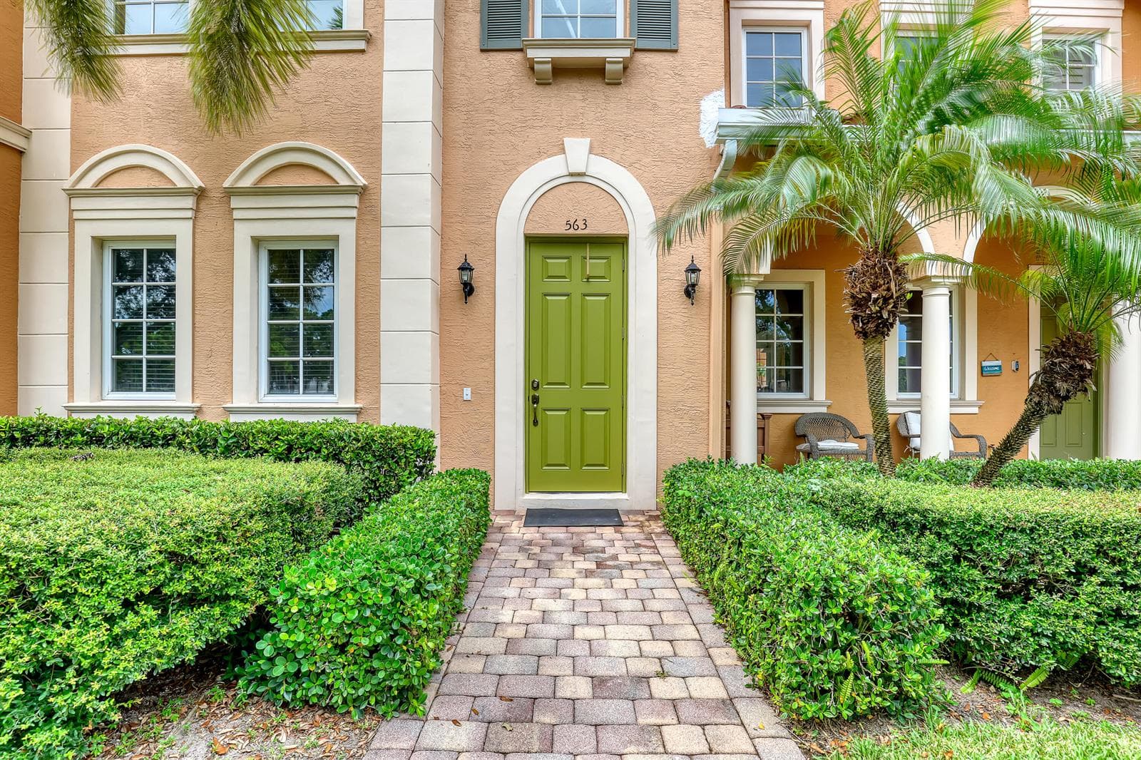 563 DAKOTA Drive, Jupiter, FL 33458 photo 3