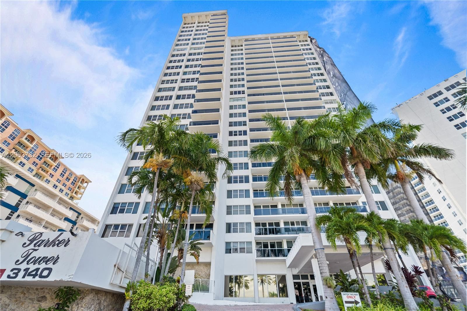 3140 S Ocean Dr # 911, Hallandale Beach, FL 33009 photo 2