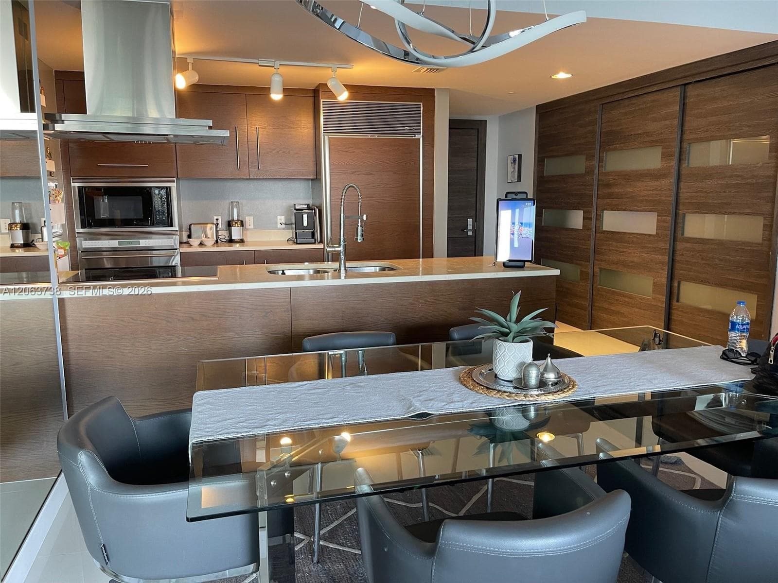 495 Brickell Ave # 703, Miami, FL 33131