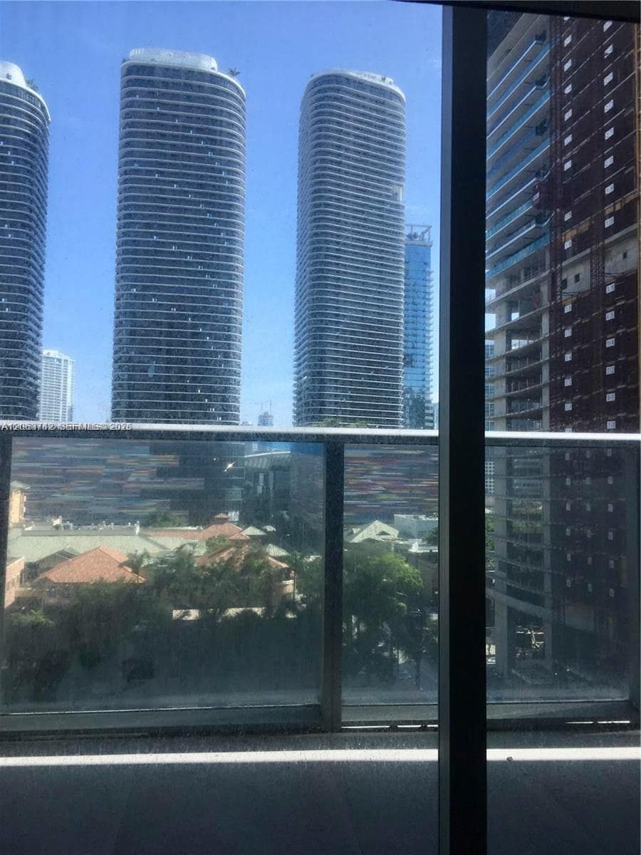 1100 S Miami Ave # 809, Miami, FL 33130 photo 4