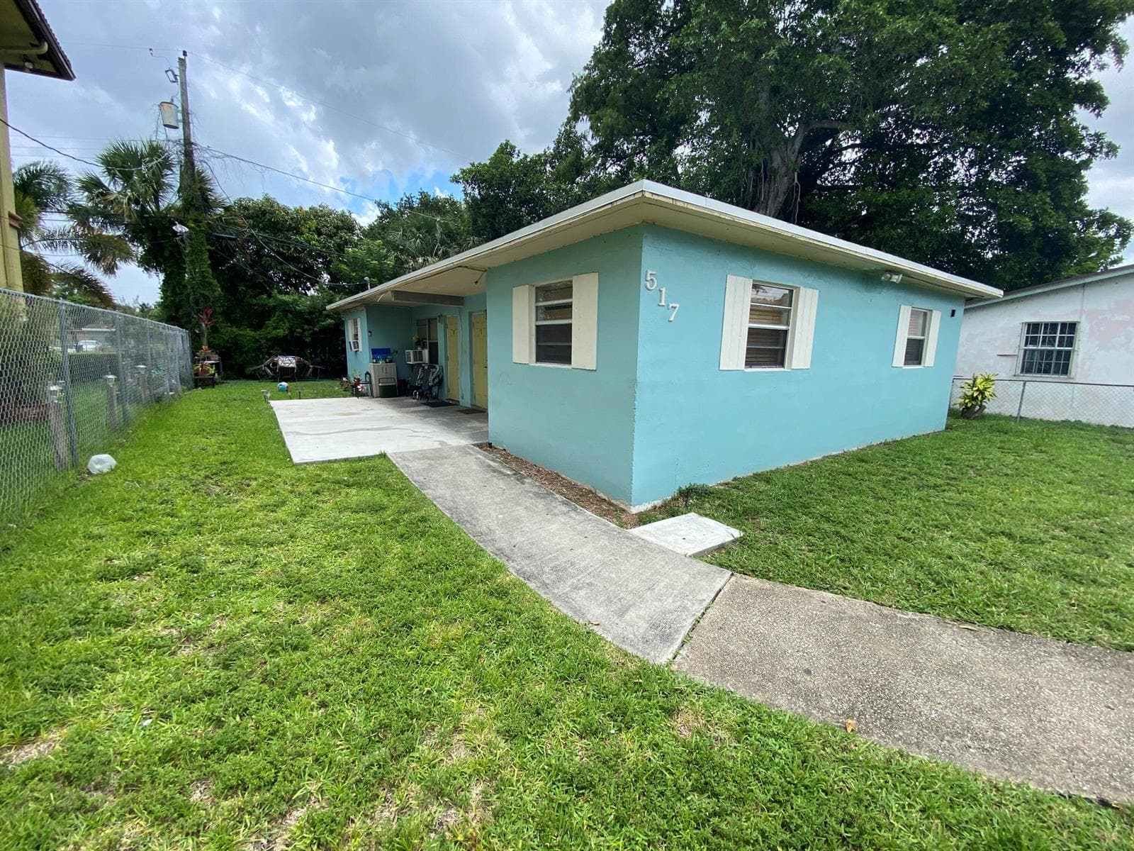 517 NW 15th Terrace, Fort Lauderdale, FL 33311 photo 2