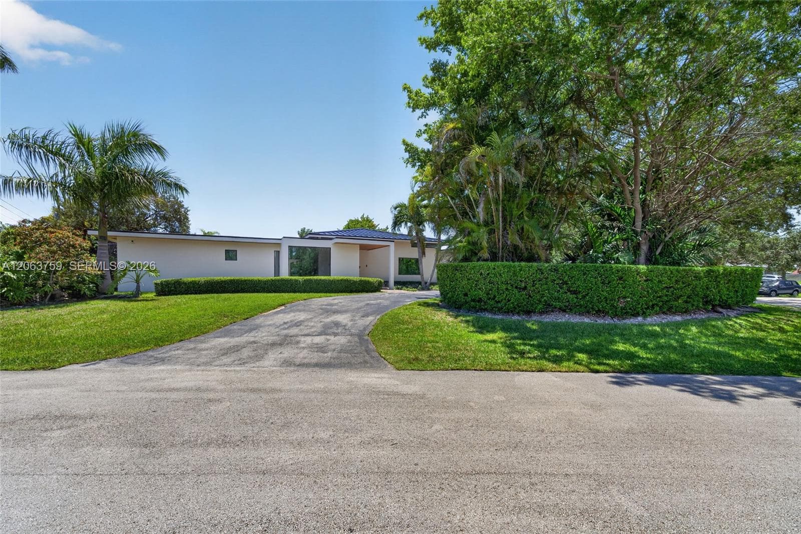 8880 SW 149th St, Palmetto Bay, FL 33176 photo 2