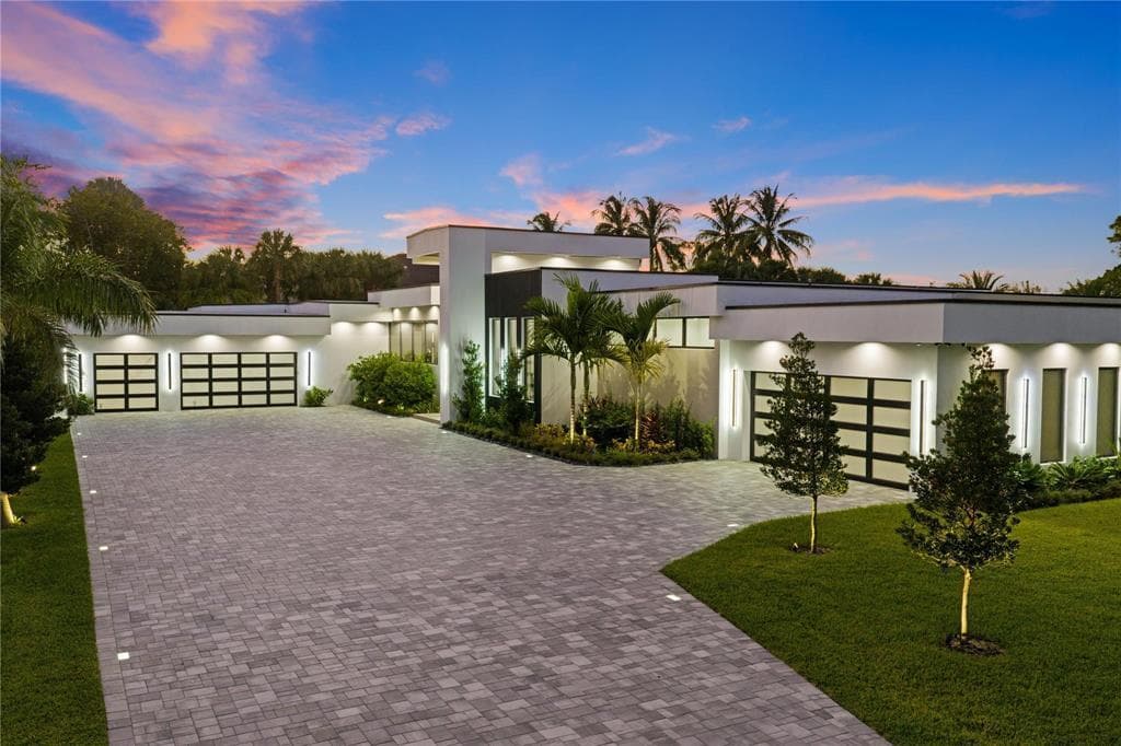 8795 Valencia Court, Parkland, FL 33067 photo 3