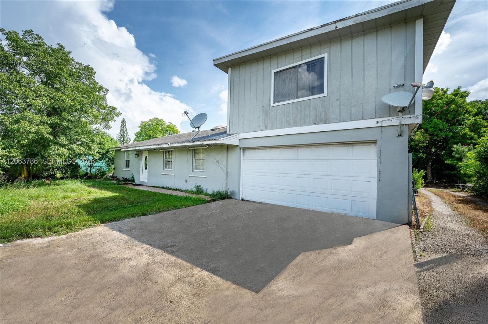 155 SW 16th Ter, Homestead, FL 33030 photo 2