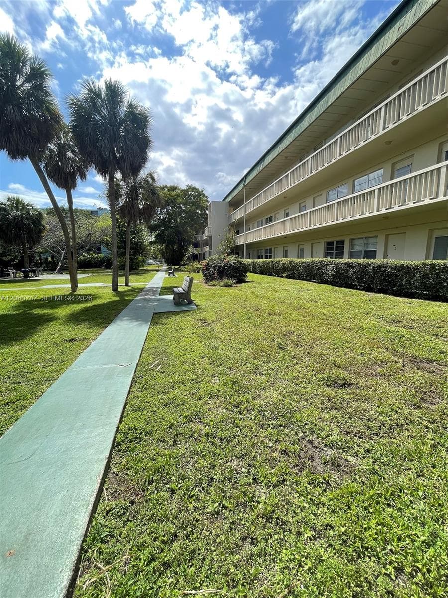 1420 Atlantic Shores Blvd # 130, Hallandale Beach, FL 33009 photo 3