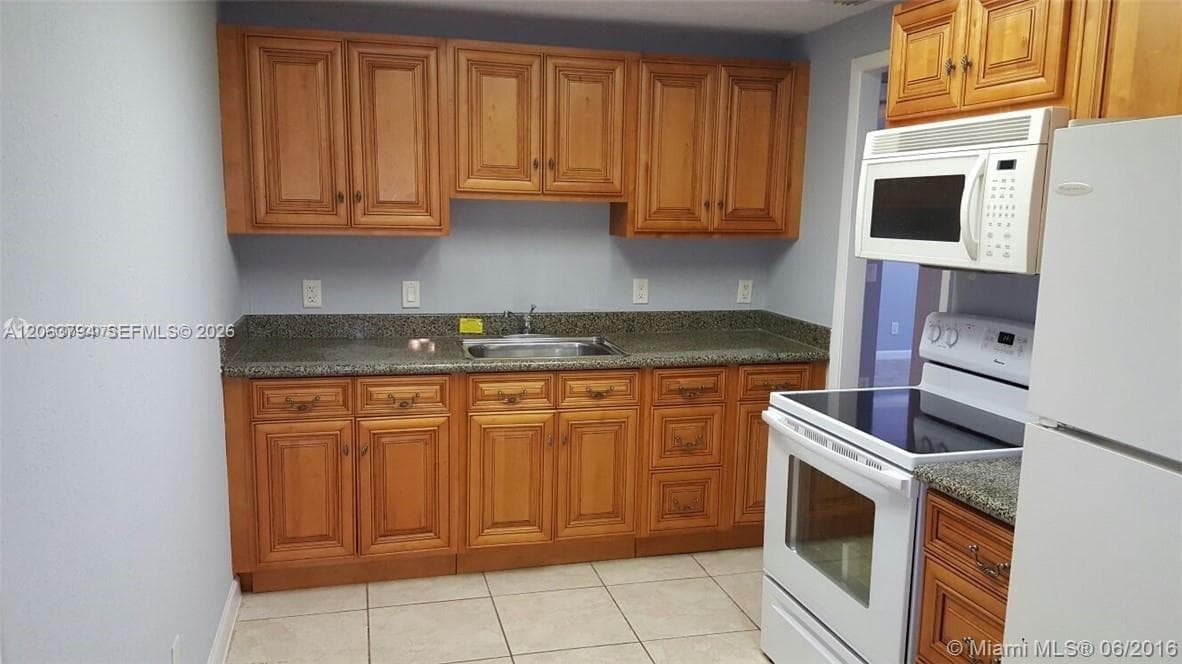 7142 Southgate Blvd # 7142, Tamarac, FL 33321 photo 4