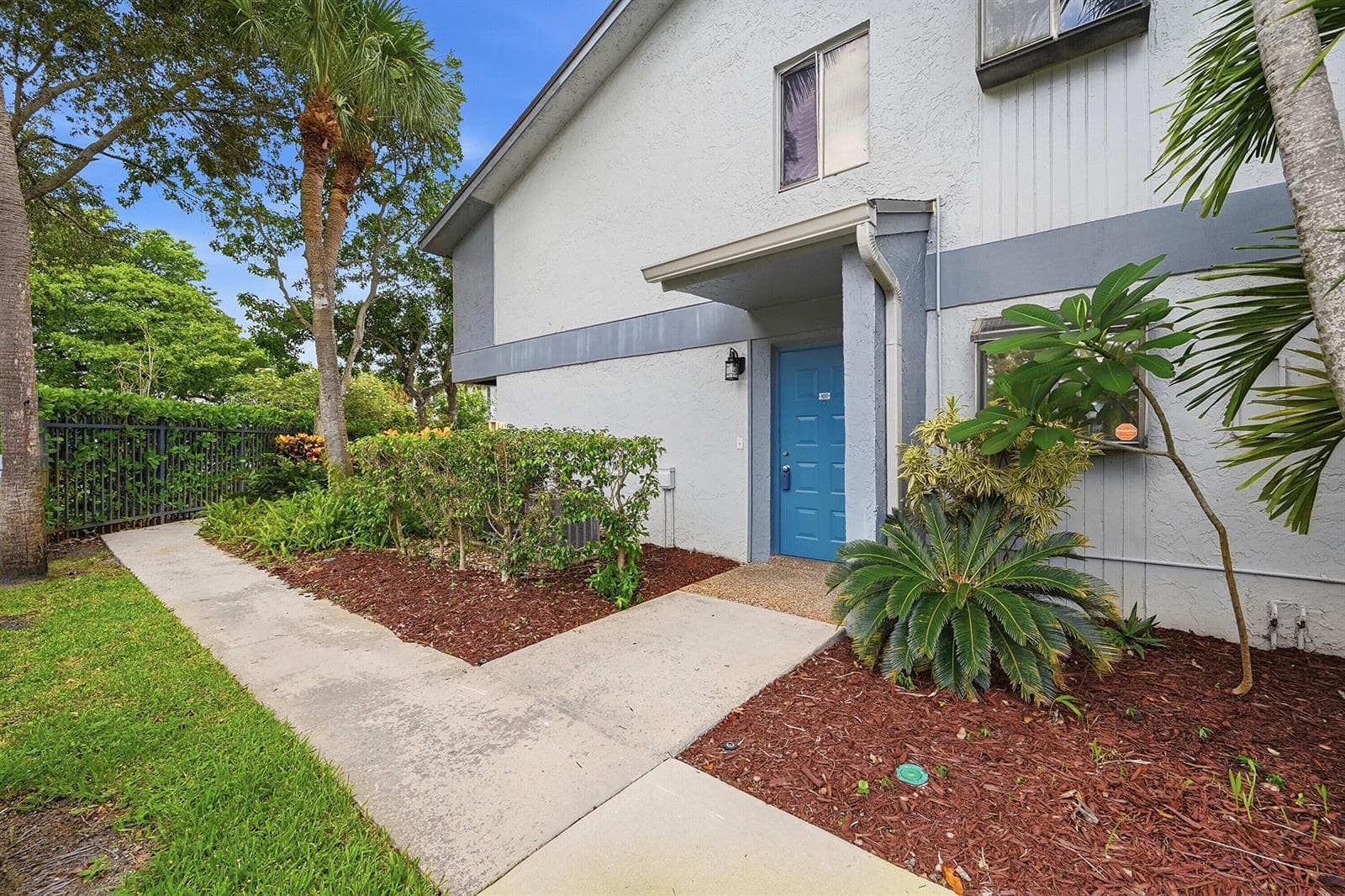 2753 S OAKLAND FOREST Drive # 102, Oakland Park, FL 33309 photo 5