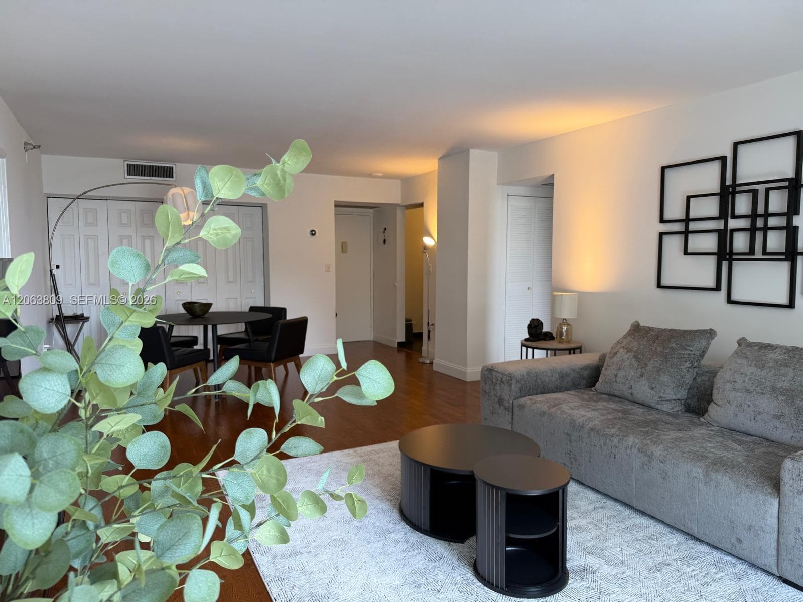 20505 E Country Club Dr # 236, Aventura, FL 33180