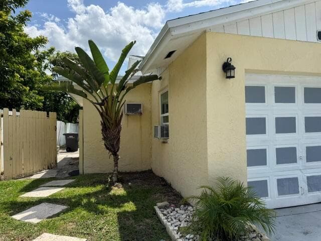 1800 PINEHURST Drive # 1, West Palm Beach, FL 33407