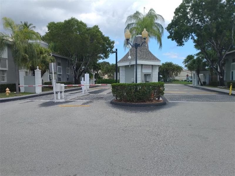 448 NE 210TH CIR Terrace # 102-6B, Miami, FL 33179 photo 3