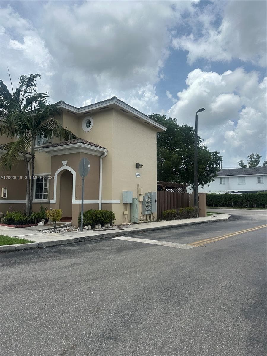 7380 NW 174th Ter # 204, Hialeah, FL 33015 photo 3