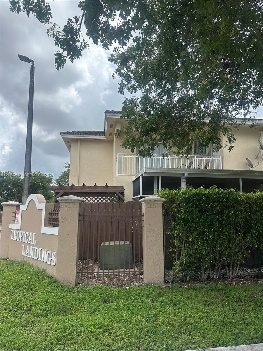 7380 NW 174th Ter # 204, Hialeah, FL 33015 photo 5
